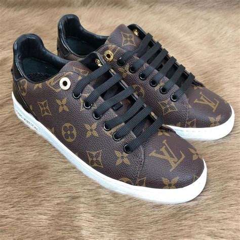 louis vuitton 2010 sneakers|louis vuitton female sneakers.